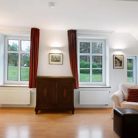 Gut Rattelvitz - Galerie Mitte דירה *