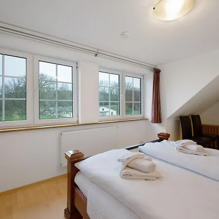 Gut Rattelvitz - Galerie Mitte *