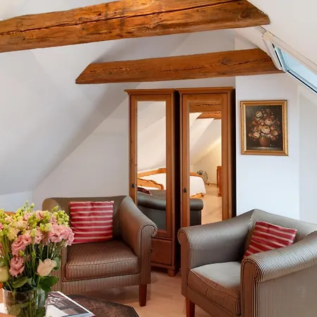 Gut Rattelvitz - Galerie Mitte *