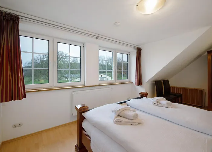 Gut Rattelvitz - Galerie Mitte *